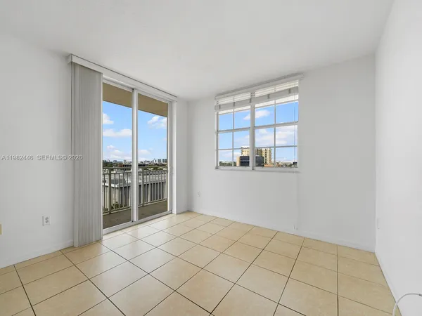 $2,600 | 215 Southwest 42nd Avenue, Unit 801, Miami, FL 33134