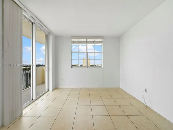 $2,600 | 215 Southwest 42nd Avenue, Unit 801, Miami, FL 33134