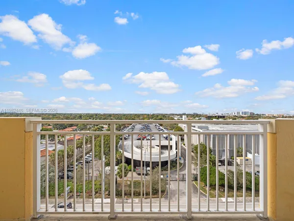 $2,600 | 215 Southwest 42nd Avenue, Unit 801, Miami, FL 33134