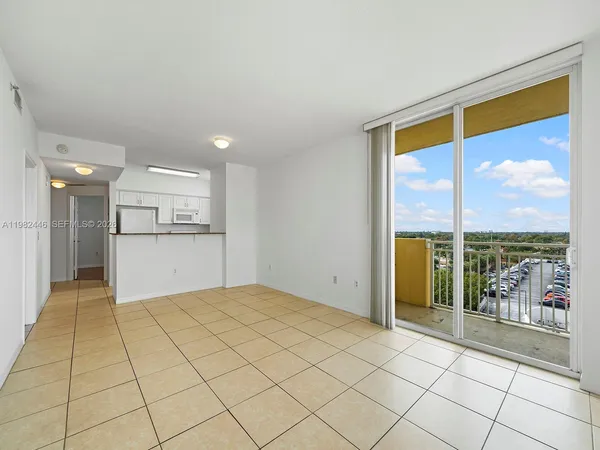 $2,600 | 215 Southwest 42nd Avenue, Unit 801, Miami, FL 33134