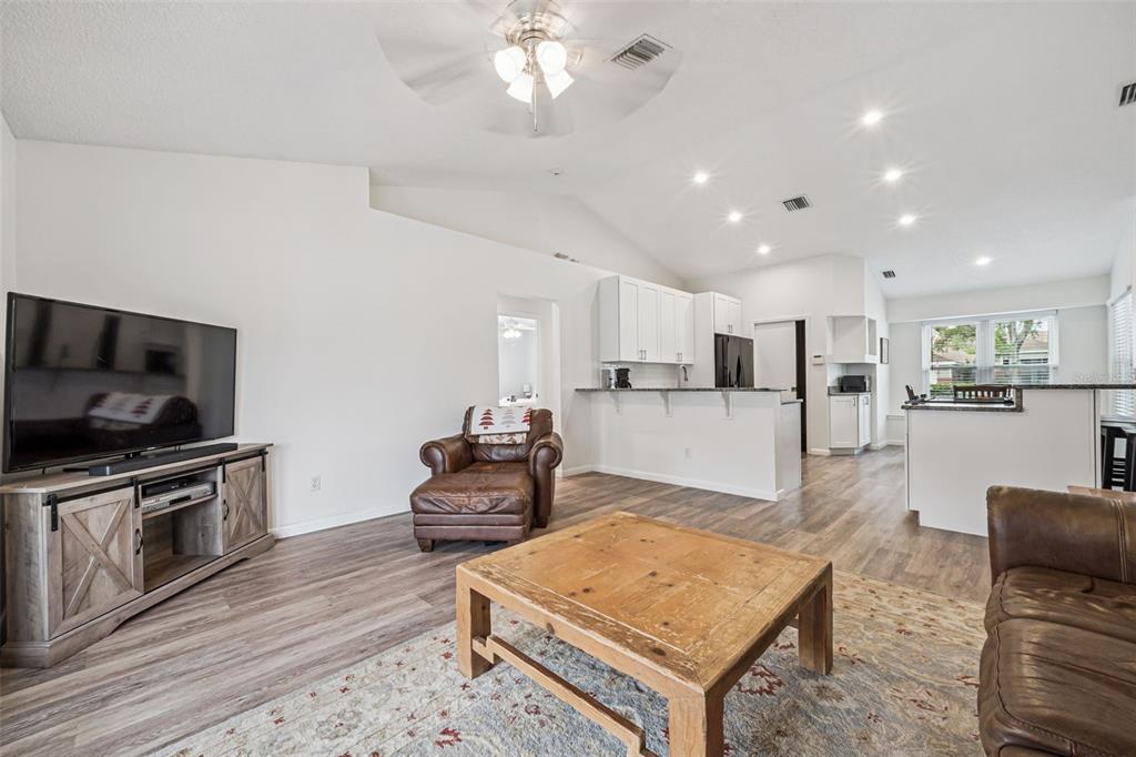 1024 Moccasin Run Road Oviedo, FL 32765 - Photo 10 of 40