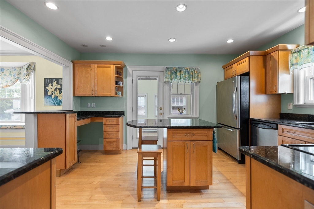 12 Rural Avenue Medford, MA 02155 - Photo 9 of 27 Gallery Image 9