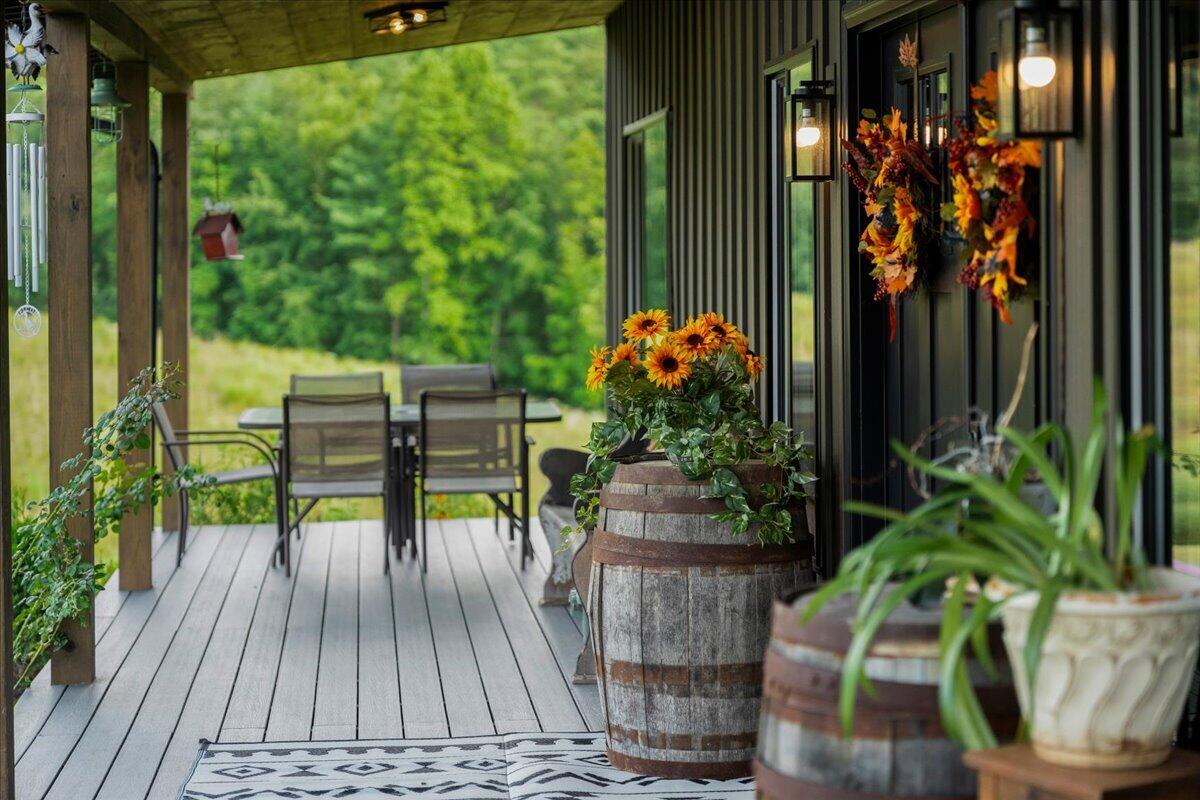 2113 Calaboose Ridge Road Campton, KY 41301 - Photo 6 of 50 06-IVA03927
