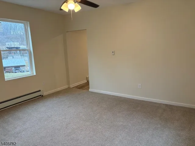 $2,300 | 786 South Main Street, Unit 1, Phillipsburg, NJ 08865