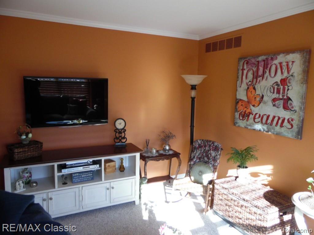4416 Rochester Road, Unit 7 Royal Oak, MI 48073 - Photo 4 of 15