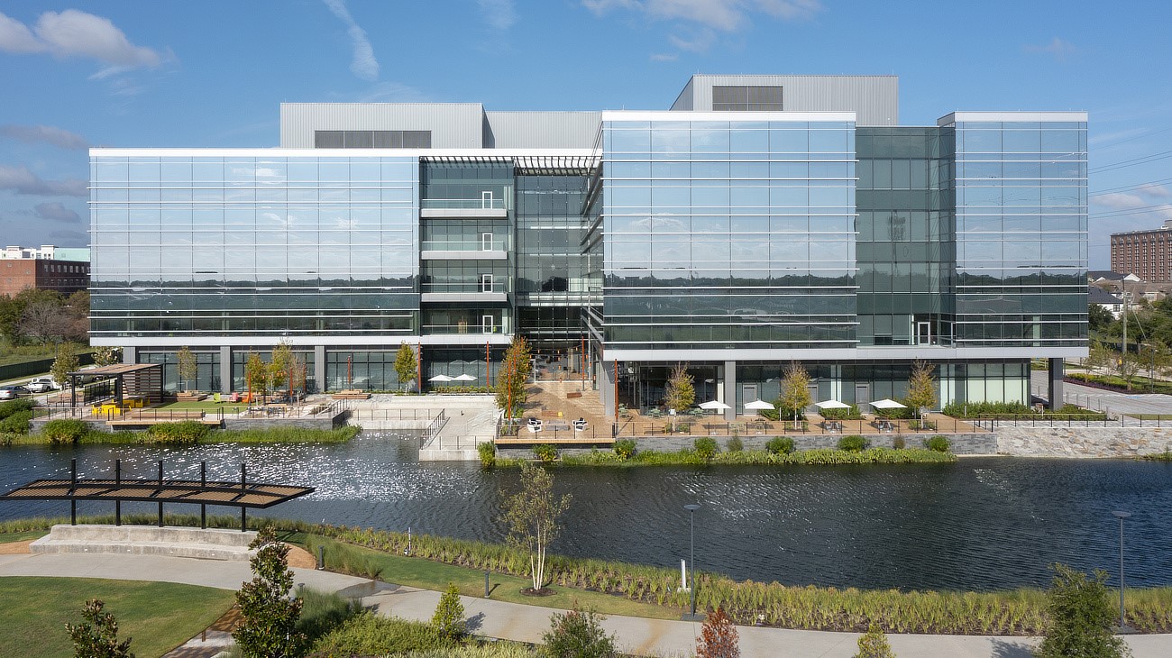 3368 Dixie Drive Houston, TX 77021 - Photo 7 of 9 a front view of a building with lake view