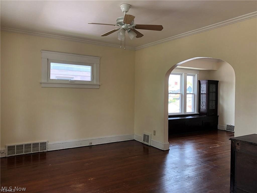3441 West 95th Street Cleveland, OH 44102 - Photo 19 of 31
