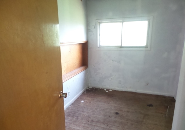 1509 South Warren Road Ovid, MI 48866 - Photo 9 of 11 31294882-8.JPG