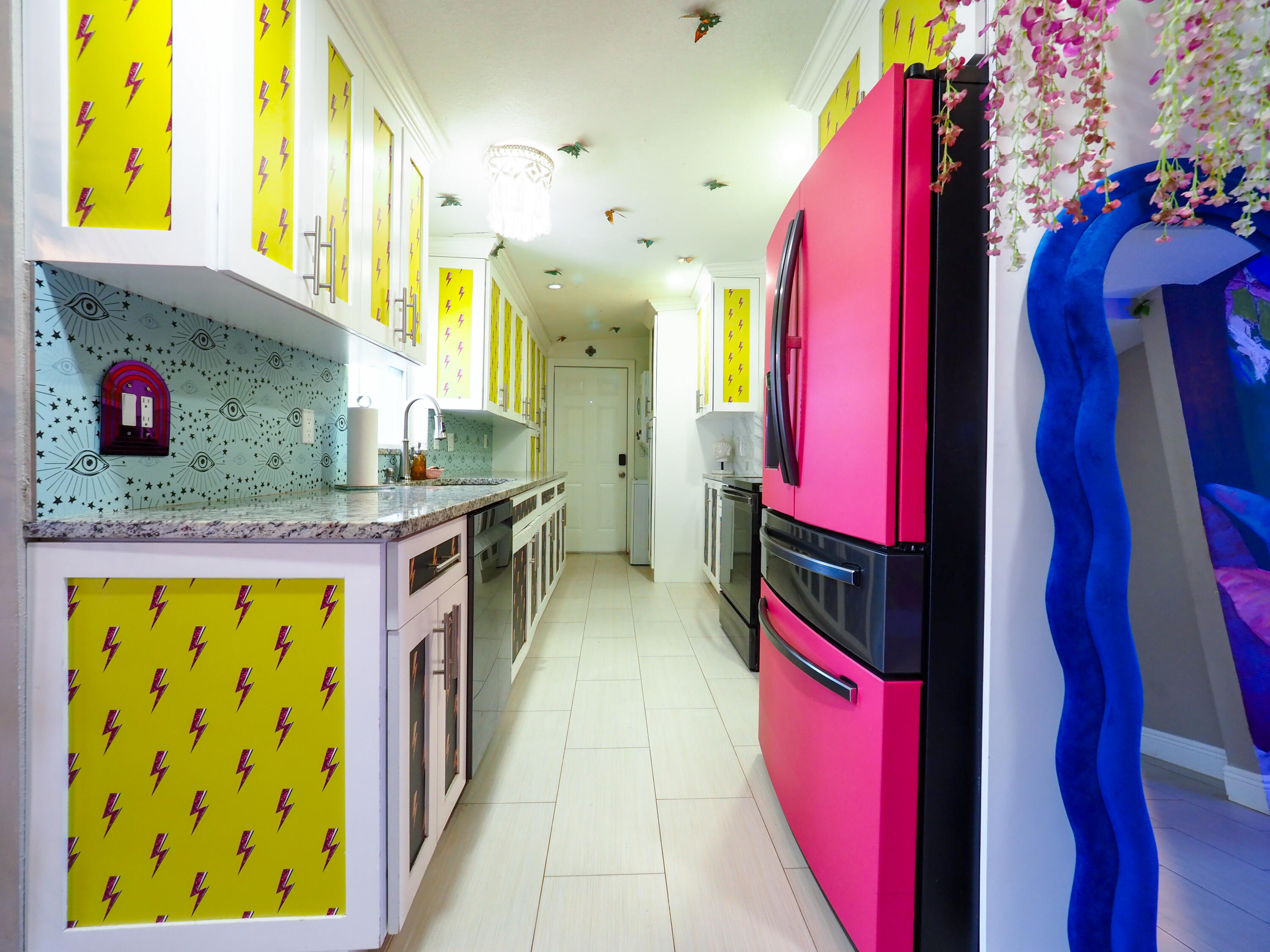 3664 Gull Road Palm Beach Gardens, FL 33410 - Photo 7 of 30 a view of a entryway