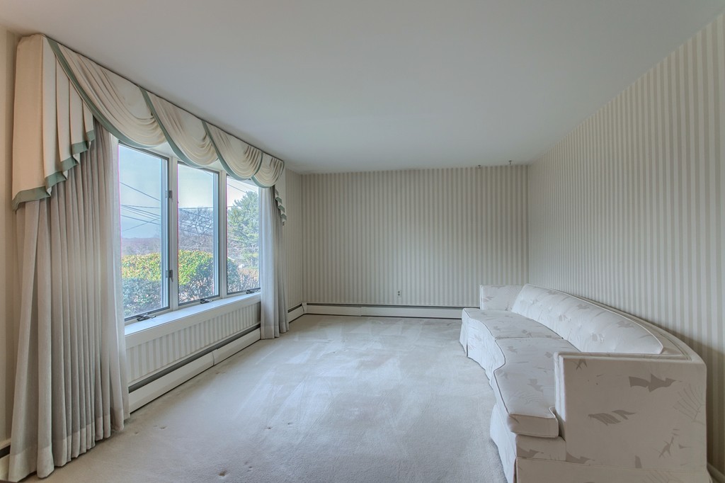 36 Samoset Road Peabody, MA 01960 - Photo 6 of 30 Gallery Image 6