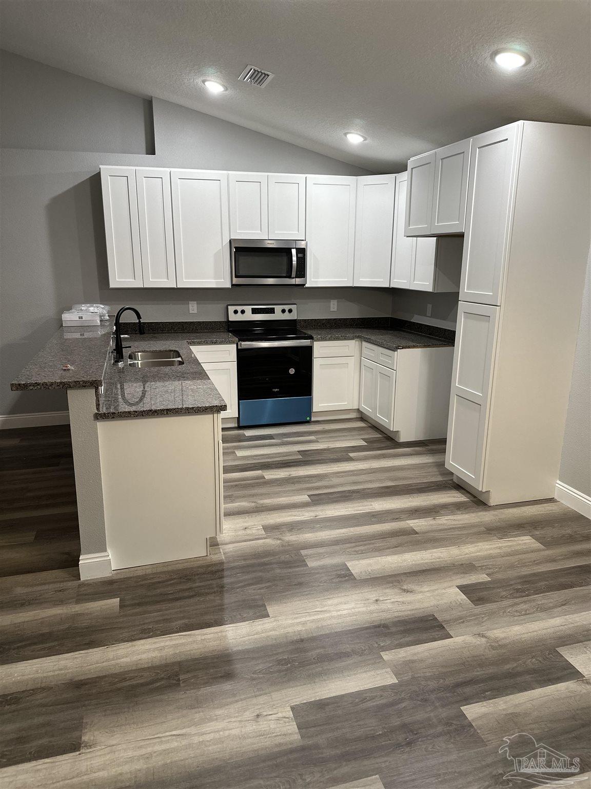 5192 Pine Berry Road Milton, FL 32583 - Photo 6 of 10 Gallery Image 6