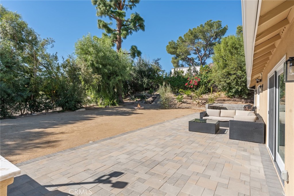 24258 Highlander Road West Hills, CA 91307 - Photo 18 of 19