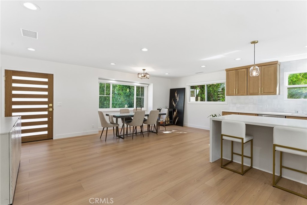 24258 Highlander Road West Hills, CA 91307 - Photo 5 of 19