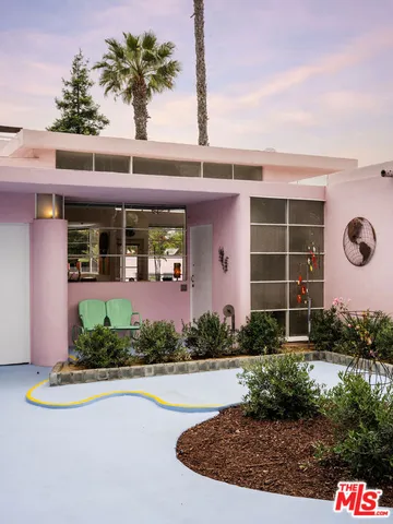 $1,695,000 | 11576 Otsego Street, North Hollywood, CA 91601