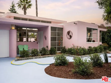 $1,695,000 | 11576 Otsego Street, North Hollywood, CA 91601