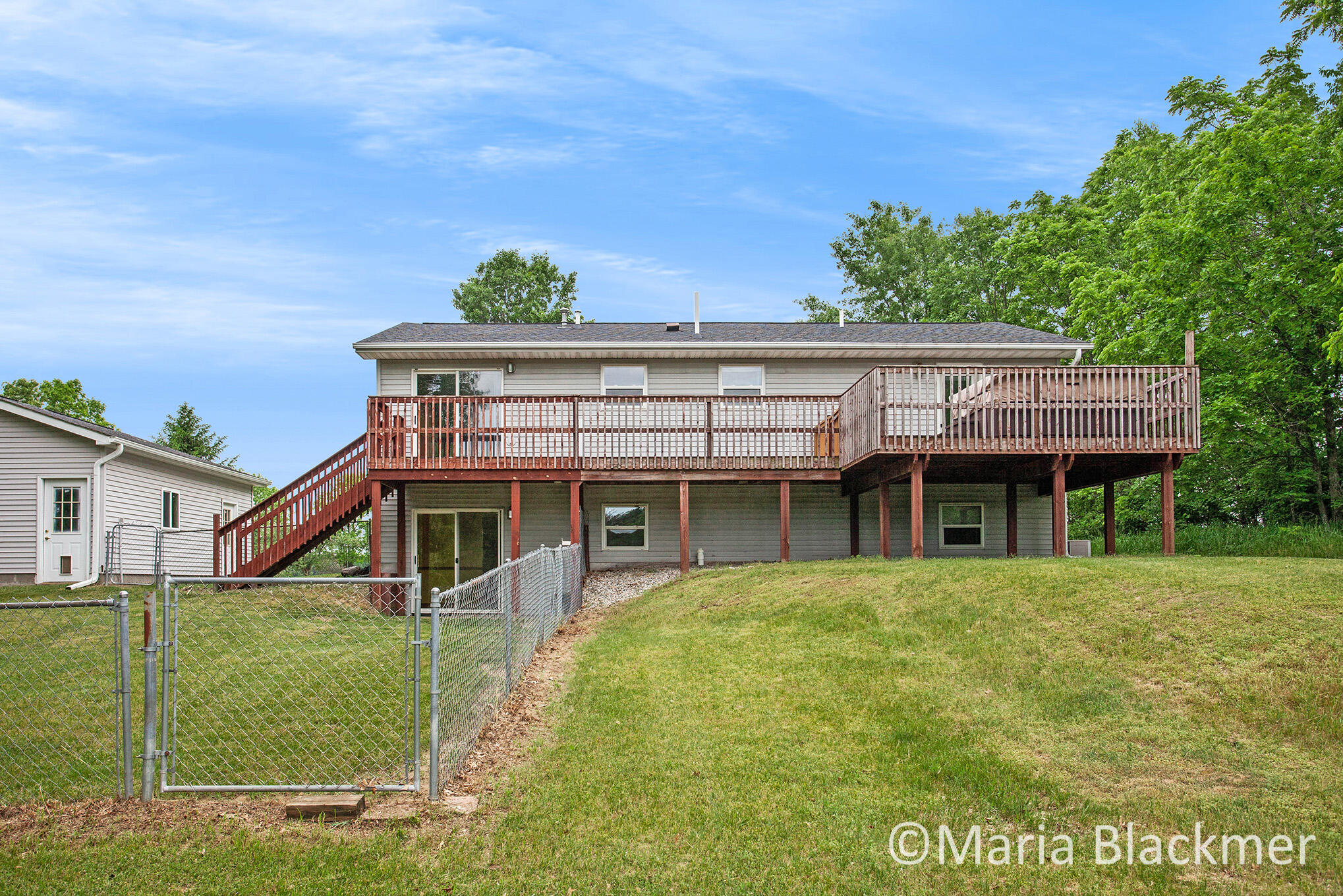 228 East Parmeter Road Ionia, MI 48846 - Photo 9 of 31 _MG_7950