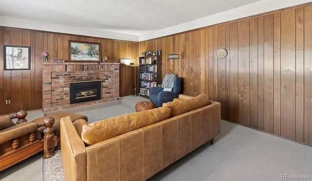 $2,195 | 1868 Northview Drive, Colorado Springs, CO 80909