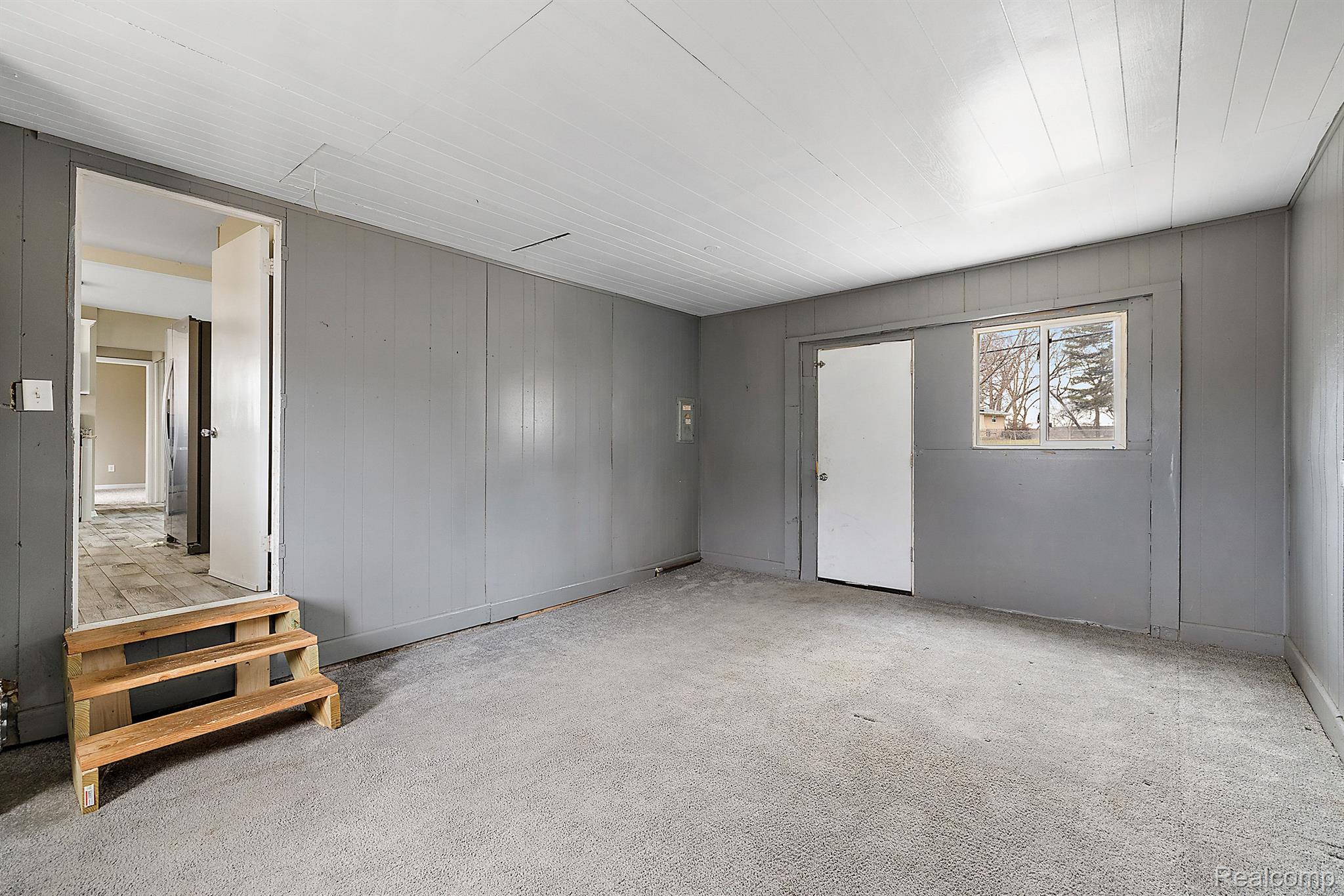 50727 Fairchild Road New Baltimore, MI 48051 - Photo 34 of 40 Gallery Image 34