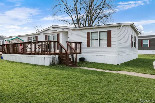 $37,000 | 29193 Hazelwood, Flat Rock, MI 48134