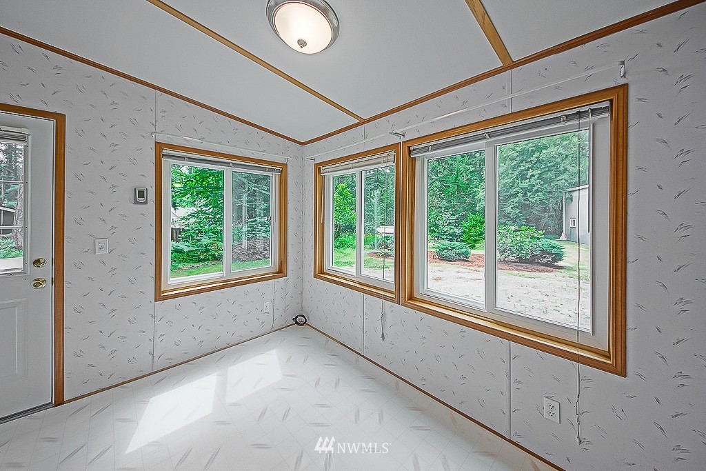 13556 Carney Lake Road Southwest Port Orchard, WA 98367 - Photo 16 of 25 Gallery Image 16