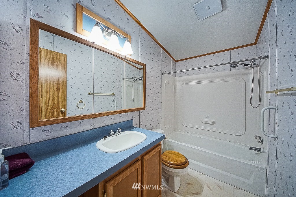 13556 Carney Lake Road Southwest Port Orchard, WA 98367 - Photo 24 of 25 Gallery Image 24