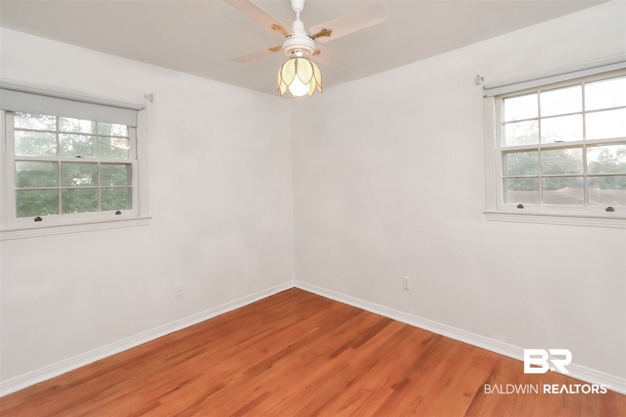 402 Coventry Way Mobile, AL 36606 - Photo 29 of 39