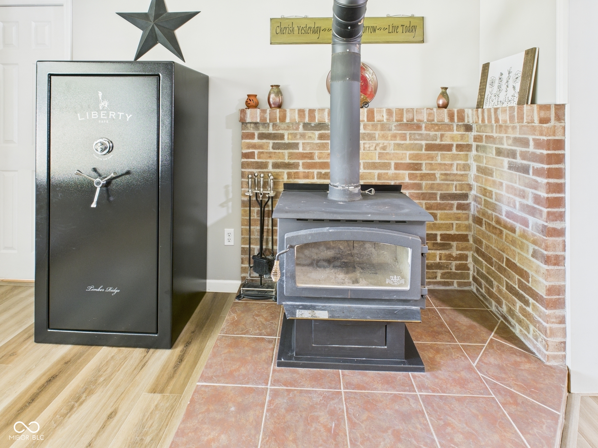 407 South Walnut Street New Castle, IN 47362 - Photo 13 of 36