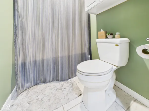 $239,900 | 407 South Walnut Street, New Castle, IN 47362