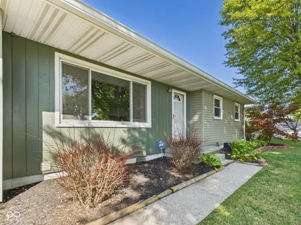 $239,900 | 407 South Walnut Street, New Castle, IN 47362