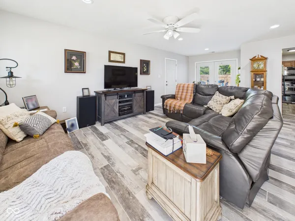 $239,900 | 407 South Walnut Street, New Castle, IN 47362