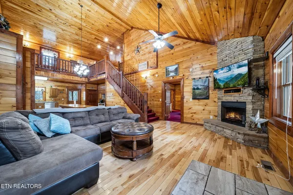 $875,000 | 225 Amet Way, Cosby, TN 37722