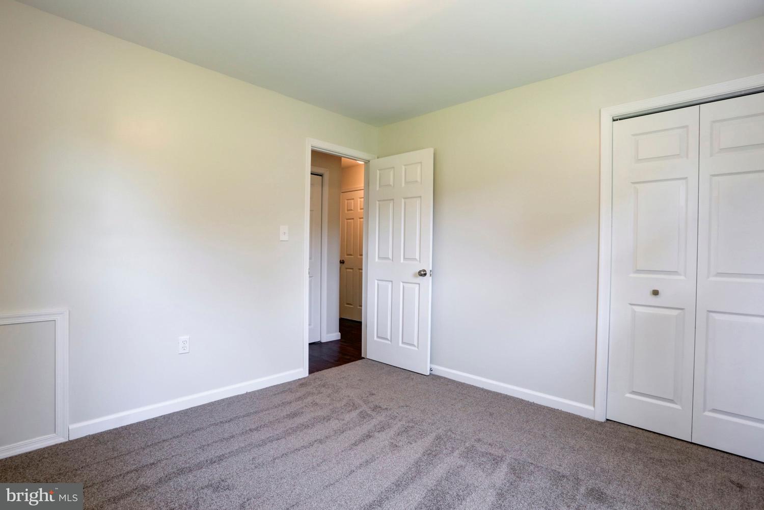 5240 Bossler Road Elizabethtown, PA 17022 - Photo 18 of 37 Gallery Image 18