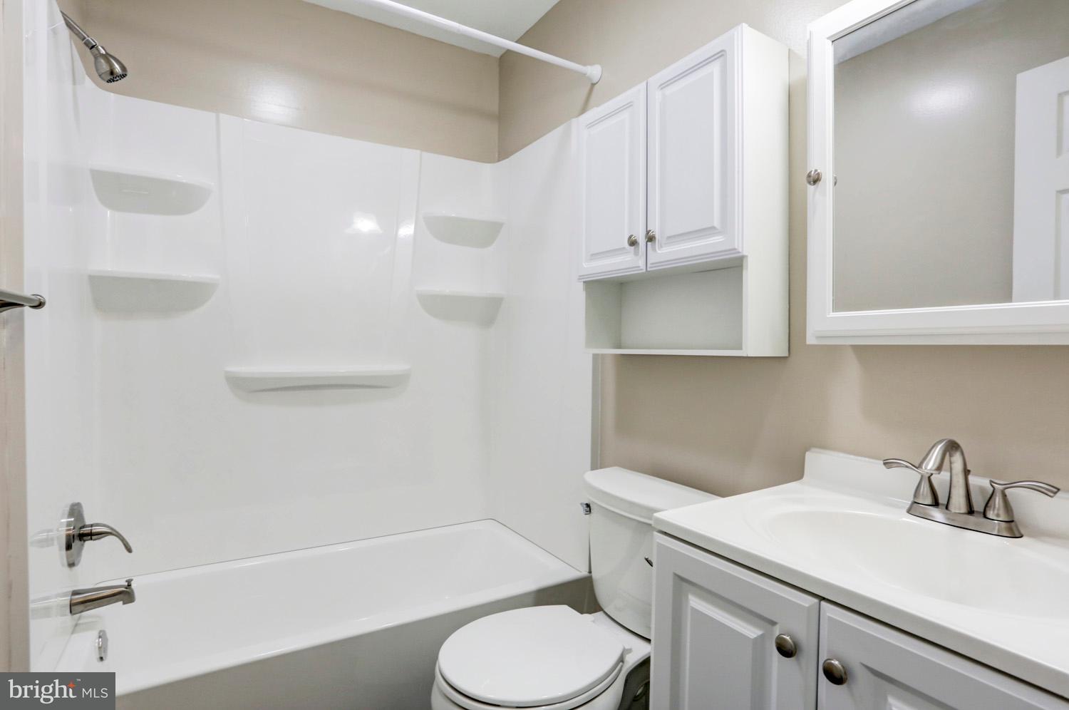 5240 Bossler Road Elizabethtown, PA 17022 - Photo 19 of 37 Gallery Image 19
