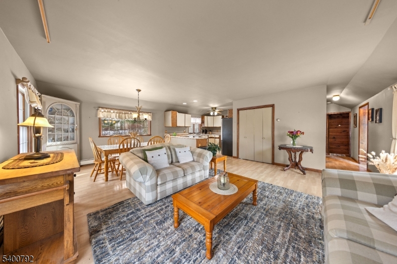 35 Seneca Trail Sparta, NJ 07871 - Photo 13 of 47