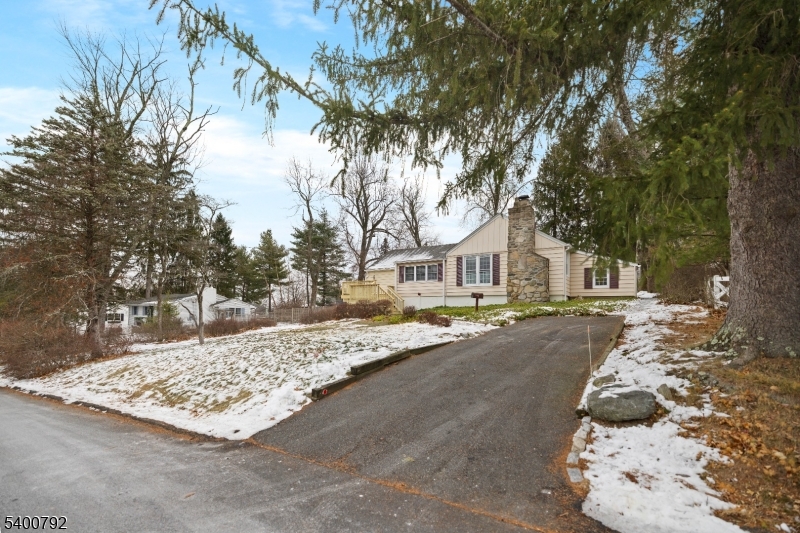 35 Seneca Trail Sparta, NJ 07871 - Photo 10 of 47