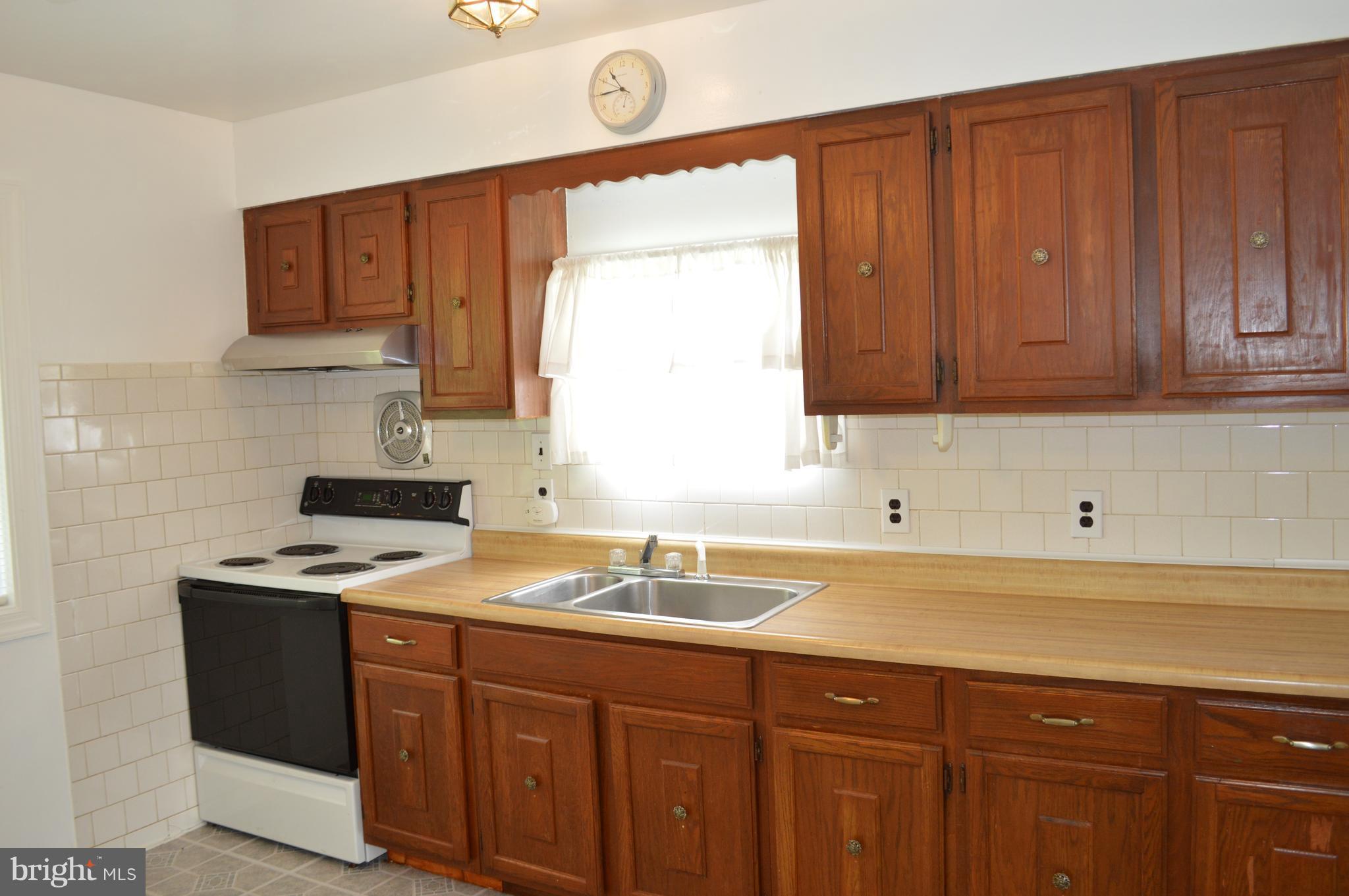 3320 Dublin Road Darlington, MD 21034 - Photo 4 of 18 12 x 12 kitchen
