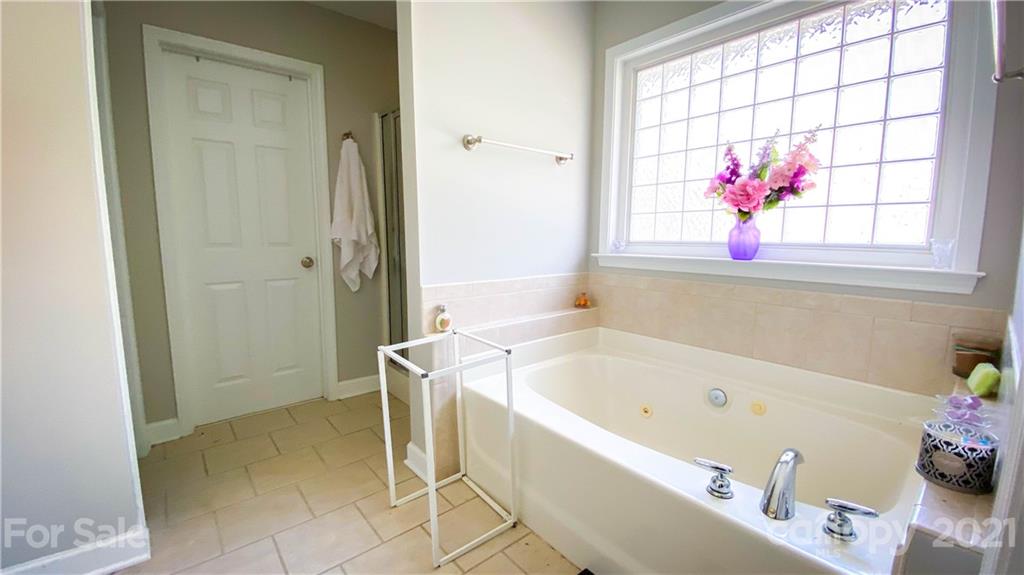 403 Beech Ridge Road Thomasville, NC 27360 - Photo 16 of 17 Gallery Image 16