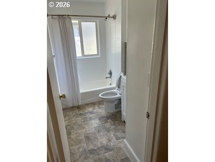 11016 Northeast Fargo Street Portland, OR 97220 - Photo 14 of 20