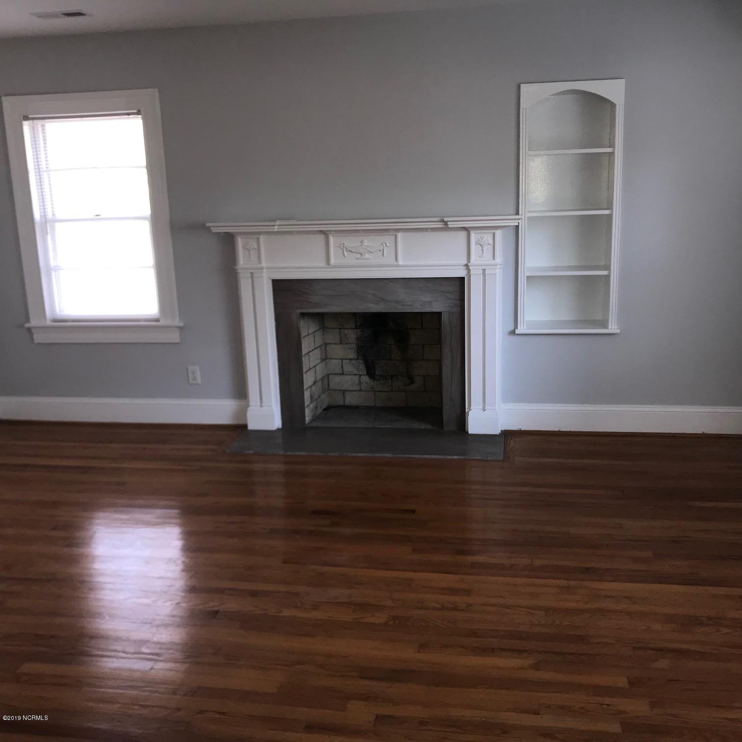 360 East 3rd Street Ayden, NC 28513 - Photo 6 of 11 360FAM - Copy