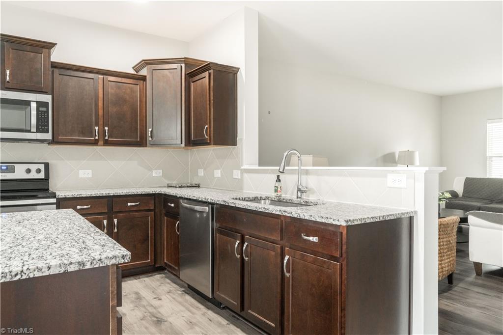 789 Polo Road Winston-Salem, NC 27106 - Photo 7 of 30 Gallery Image 7