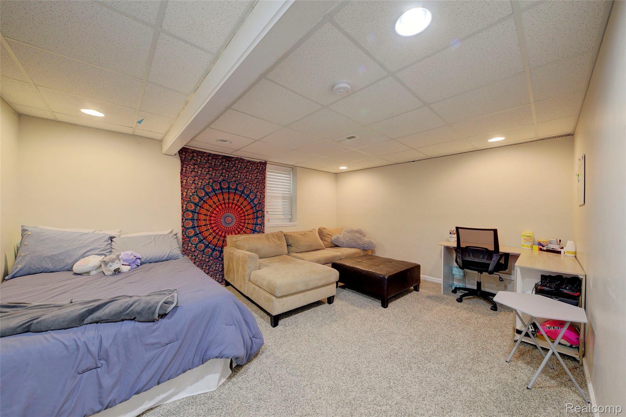 2050 North Long Lake Road Fenton, MI 48430 - Photo 23 of 38 4H8A1475_6_7.jpg