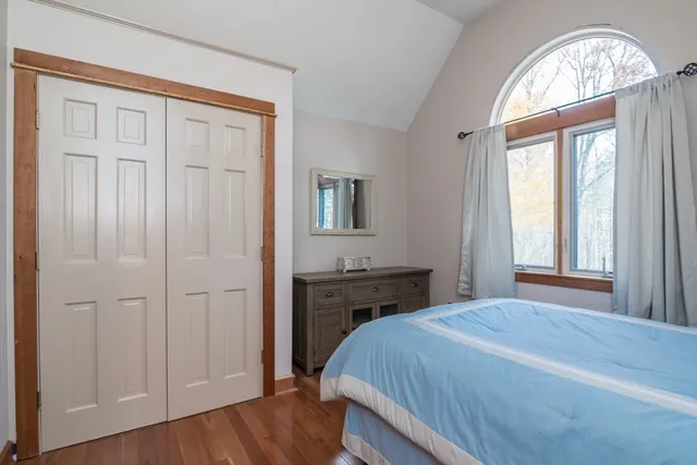 $895,000 | 29 Rattle Hill Road, Southampton, MA 01073