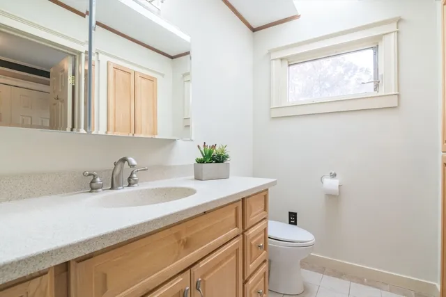 $895,000 | 29 Rattle Hill Road, Southampton, MA 01073