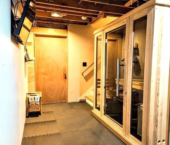 29 Rattle Hill Road Southampton, MA 01073 - Photo 35 of 42 a view of a bathroom with a glass door