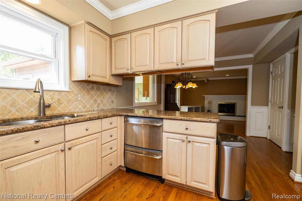 2875 West Wattles Road Troy, MI 48098 - Photo 17 of 39 Gallery Image 17