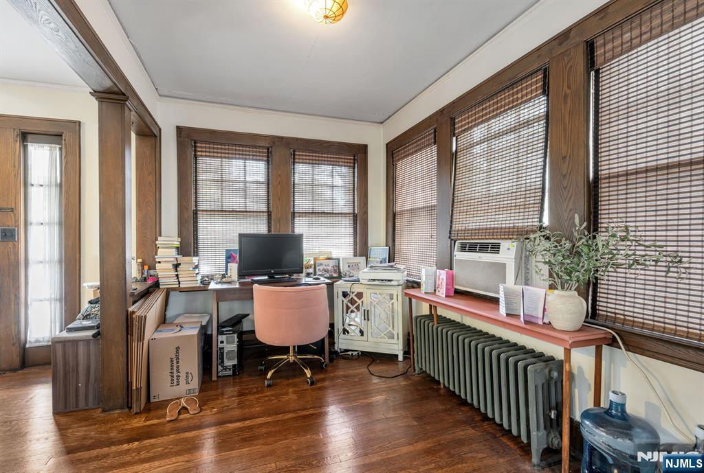 19 Christopher Place Ridgewood, NJ 07450 - Photo 10 of 34 Gallery Image 10