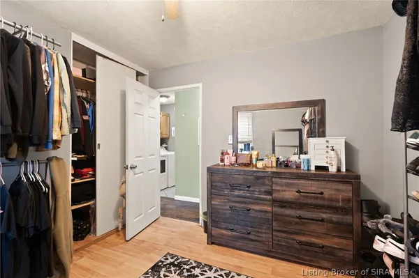$214,900 | 812 Springdale Drive, Jeffersonville, IN 47130