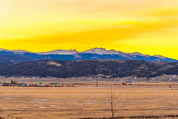 $649,900 | 85 Swandyke Court, Jefferson, CO 80456