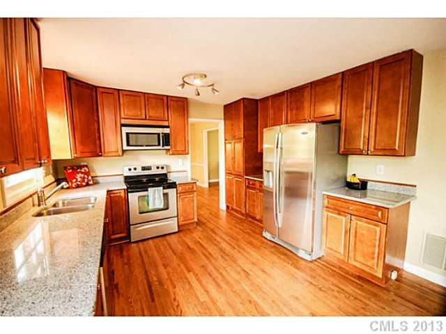 3701 Riverbend Road Charlotte, NC 28210 - Photo 14 of 16 Gallery Image 14
