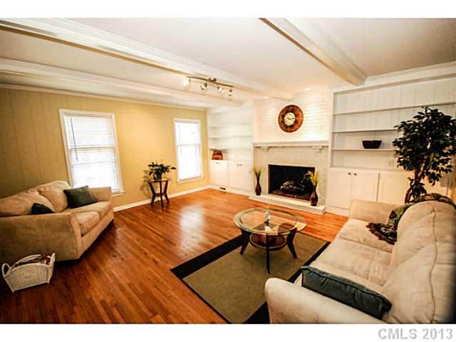 3701 Riverbend Road Charlotte, NC 28210 - Photo 3 of 16 Gallery Image 3